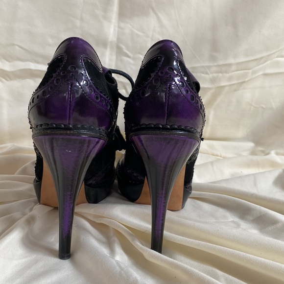 Gucci black and purple stiletto platform brogue wingtip - Picture 3 of 8